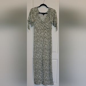 NWOT DEREK HEART floral jumpsuit